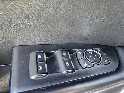 Used 2022 Lincoln Nautilus Reserve w/ Luxury Package image 30