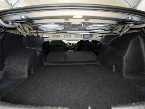 Used 2018 Chevrolet Malibu LT image 10