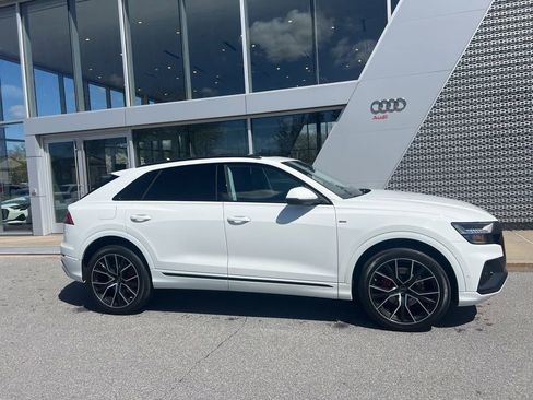 Used 2023 Audi Q8 Premium Plus AWD/4WD image 13