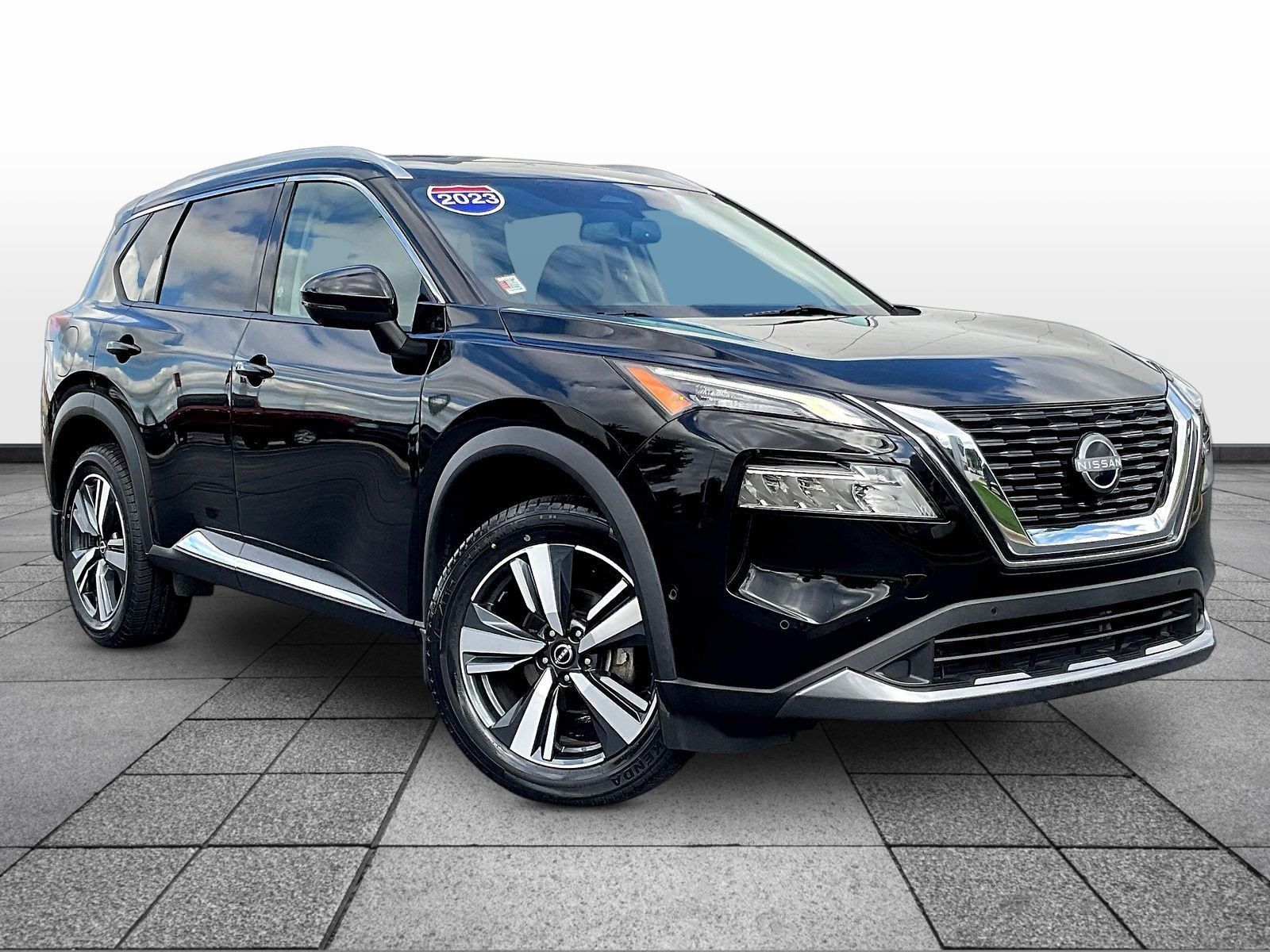 Certified 2023 Nissan Rogue SL w/ SL Premium Package AWD/4WD image 1
