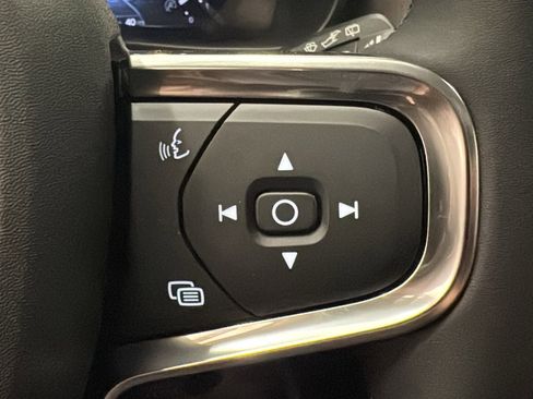 Used 2026 Volvo XC40 B5 Plus w/ Protection Package Premier image 14