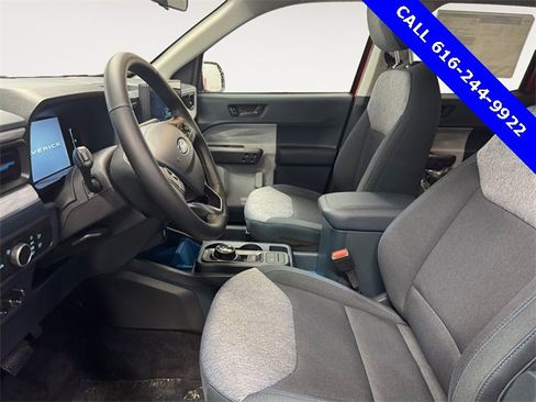 New 2025 Ford Maverick XLT w/ XLT Luxury Package image 9