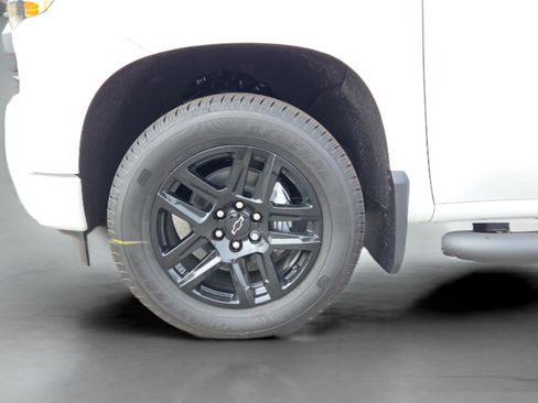 New 2026 Chevrolet Silverado 1500 Custom w/ LPO, Dark Essentials Package image 10