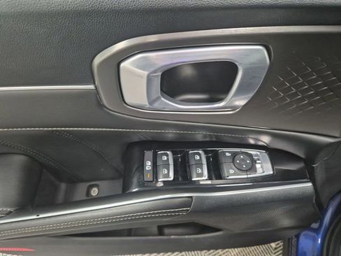 Used 2021 Kia Sorento SX image 13