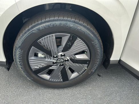 New 2025 Nissan Murano SL image 31