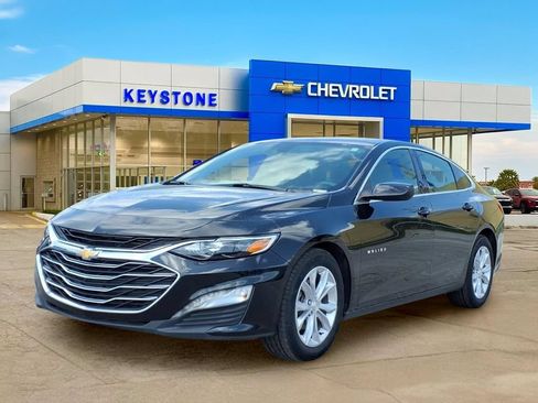 Used 2024 Chevrolet Malibu LT FWD image 3