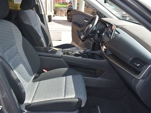 Used 2023 Nissan Rogue SV AWD/4WD image 29