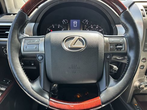 Used 2014 Lexus GX 460 Luxury AWD/4WD image 13