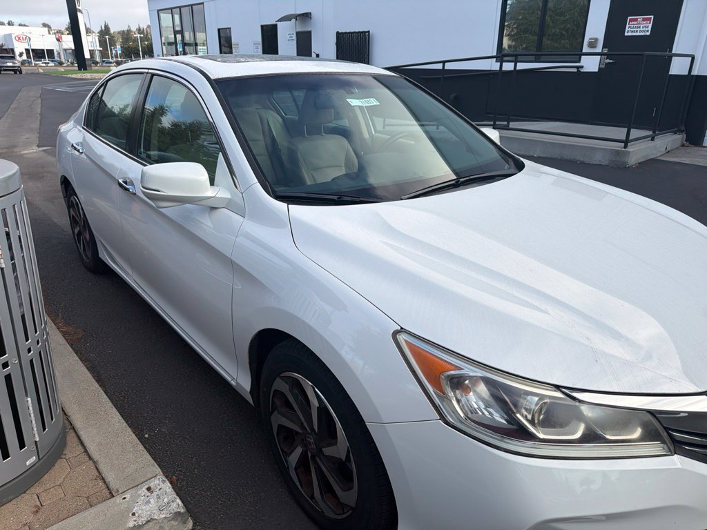 Used 2016 Honda Accord EX-L image 3