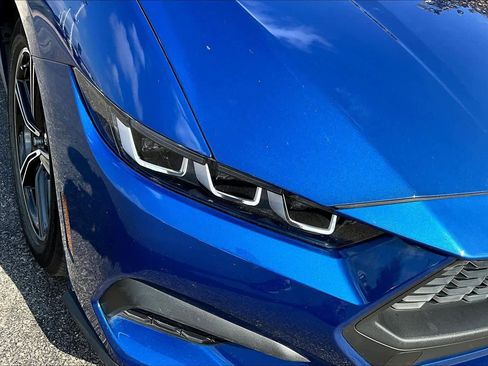 Used 2024 Ford Mustang Premium image 27