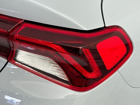 Used 2021 Kia K5 GT-Line FWD image 32