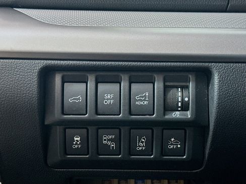 Used 2017 Subaru Outback 2.5i Premium image 17