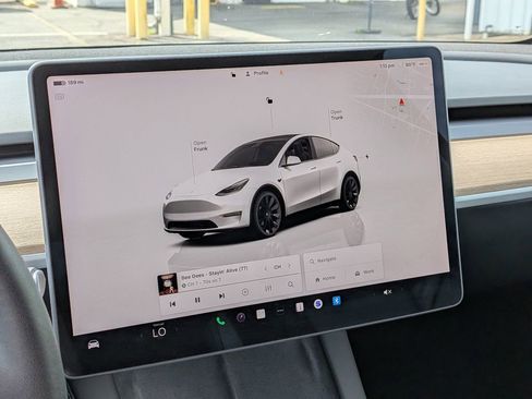 Used 2023 Tesla Model Y Long Range image 23