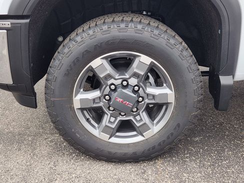 New 2026 GMC Sierra 2500 SLT w/ Texas SLT Premium Package image 15