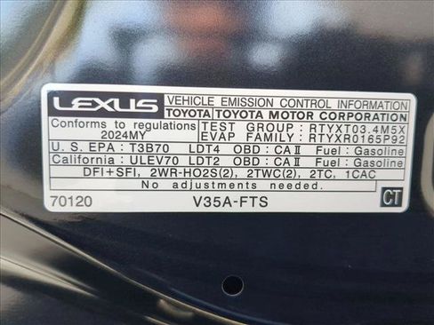 Used 2024 Lexus GX 550 w/ Cold Area Package AWD/4WD image 28