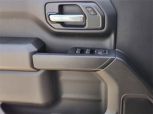 New 2026 Chevrolet Silverado 1500 Custom image 17