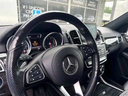 Used 2017 Mercedes-Benz GLS 450 4MATIC image 27