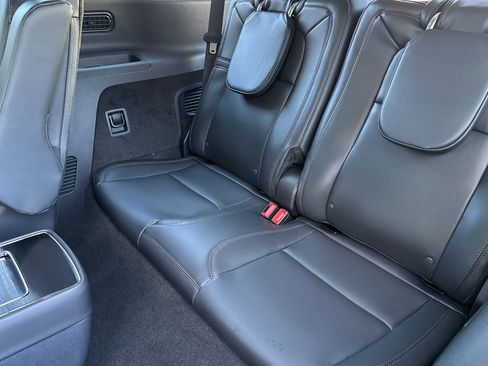 New 2025 Lincoln Aviator Reserve w/ Luxury Package RWD image 14