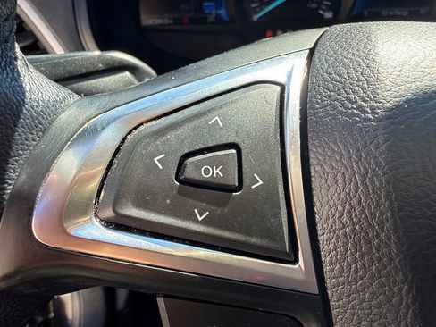 Used 2022 Ford Edge SEL w/ Convenience Package image 29