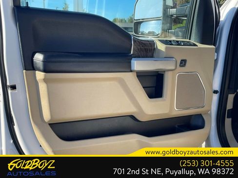 Used 2019 Ford F350 Lariat w/ Lariat Value Package AWD/4WD image 13