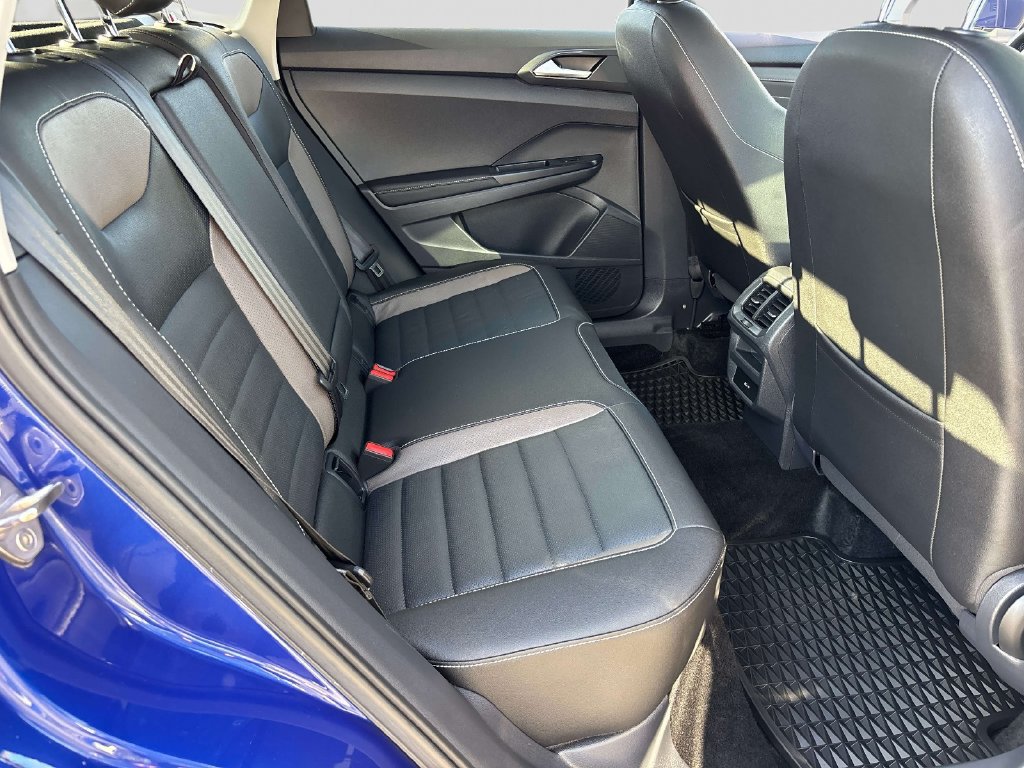 Certified 2024 Volkswagen Taos SEL AWD/4WD image 16