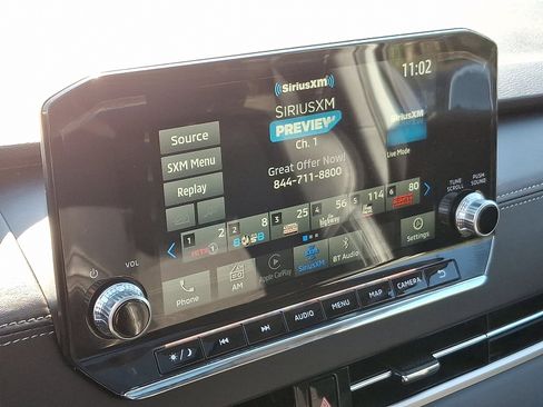 Used 2023 Mitsubishi Outlander SE image 18