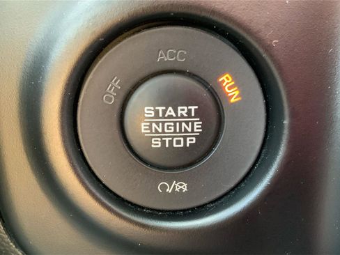 Used 2021 Jeep Wrangler Unlimited Sport AWD/4WD image 34
