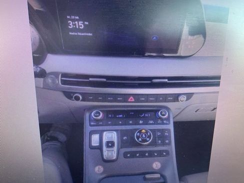 Used 2024 Hyundai Palisade Limited image 14