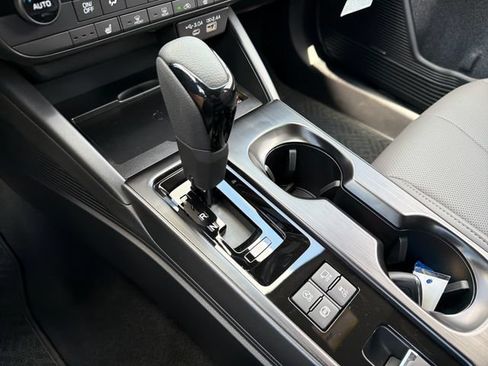 New 2026 Subaru Outback Limited XT AWD/4WD image 15
