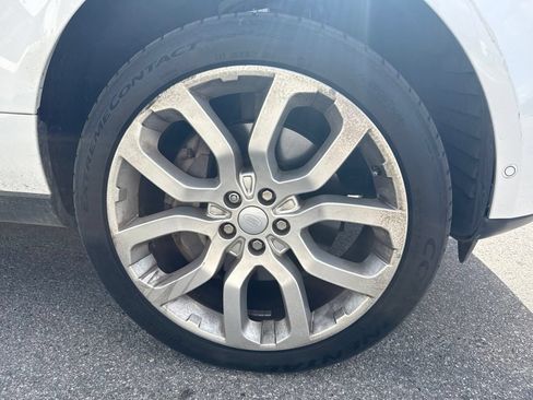 Used 2016 Land Rover Range Rover Supercharged AWD/4WD image 4