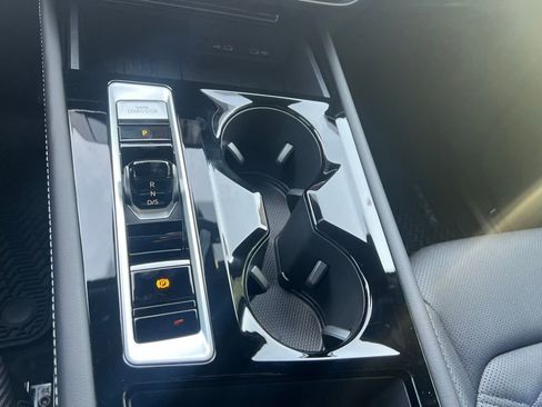 New 2026 Volkswagen Atlas Cross Sport SE FWD image 57