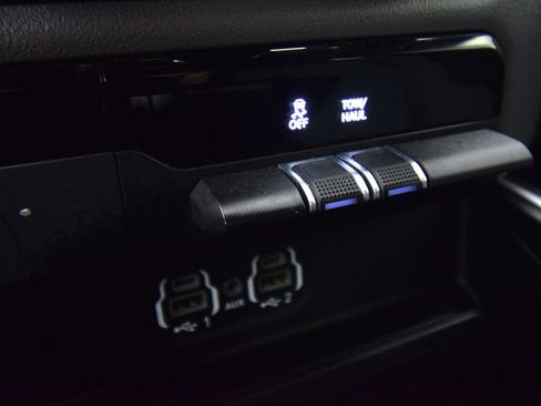 Used 2023 RAM 1500 Big Horn AWD/4WD image 33