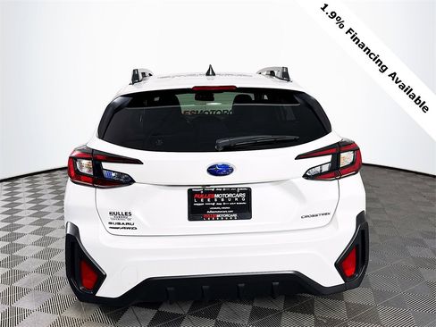 Used 2025 Subaru Crosstrek 2.0i Premium image 6