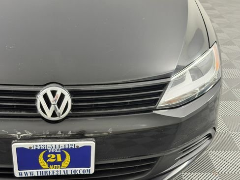 Used 2012 Volkswagen Jetta SE FWD image 5