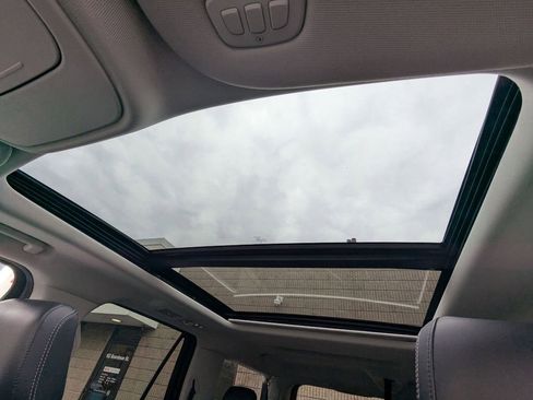 Used 2025 Ford Expedition Max Platinum image 42