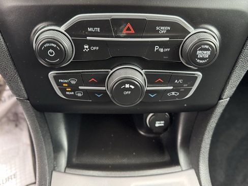 Certified 2023 Dodge Charger SXT image 16