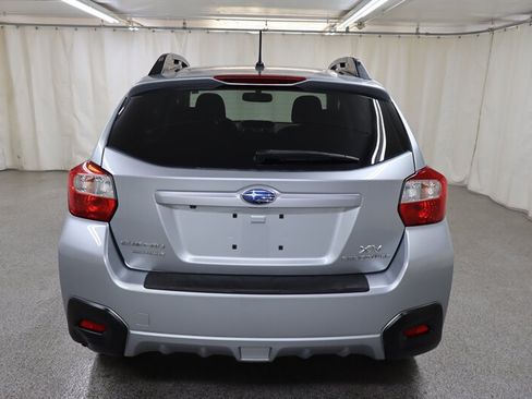 Used 2015 Subaru Crosstrek 2.0i Premium AWD/4WD image 6