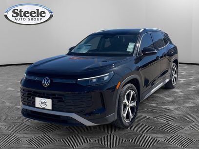 New 2025 Volkswagen Tiguan SE