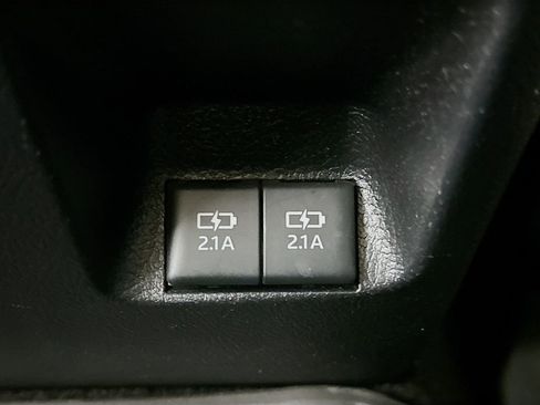 Used 2021 Toyota 4Runner TRD Off-Road Premium image 26