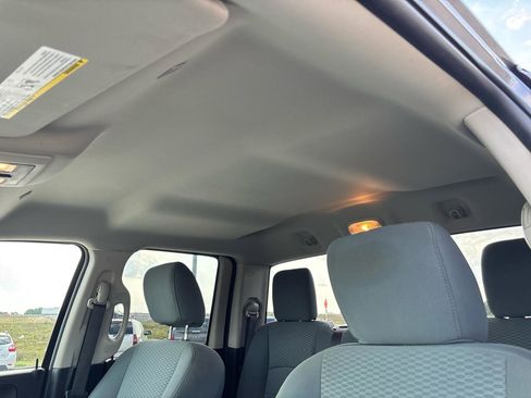 Used 2019 RAM 1500 Express w/ Express Value Package AWD/4WD image 19