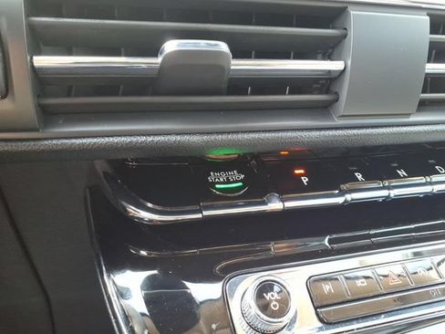 Used 2024 Lincoln Corsair FWD image 21