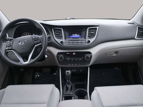 Used 2018 Hyundai Tucson SE image 19