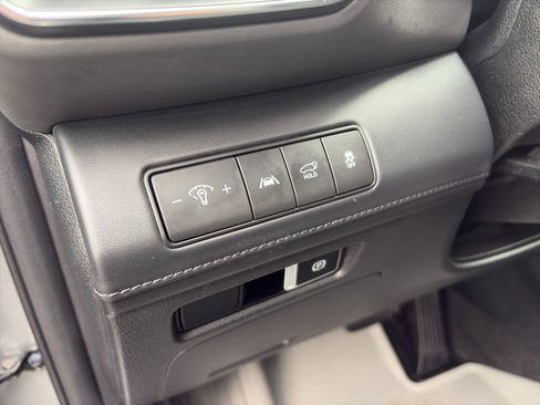 Used 2023 Hyundai Santa Fe Limited image 21