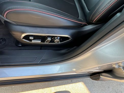 Used 2024 Jeep Wagoneer Launch Edition w/ Trailer Tow Group image 17