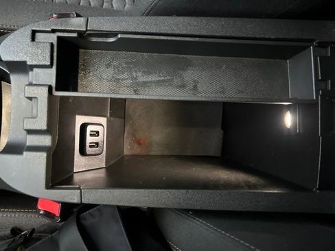 Used 2021 Chevrolet Equinox LT image 27