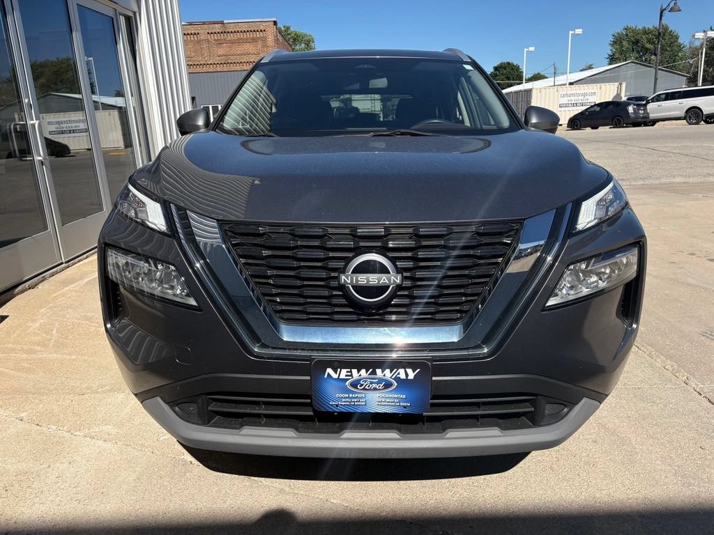 Used 2022 Nissan Rogue SV AWD/4WD image 6