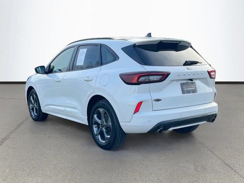 Used 2024 Ford Escape ST-Line w/ Tech Pack #1 FWD image 5