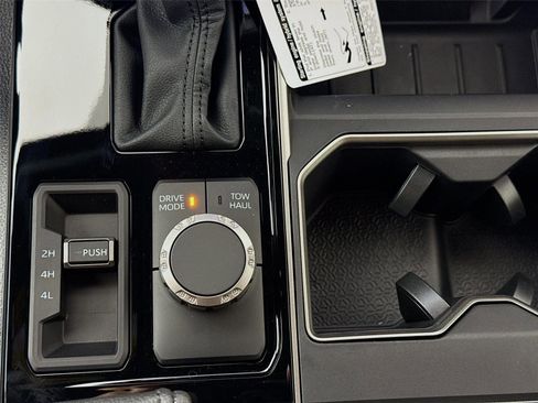 New 2026 Toyota Tundra SR5 AWD/4WD image 30