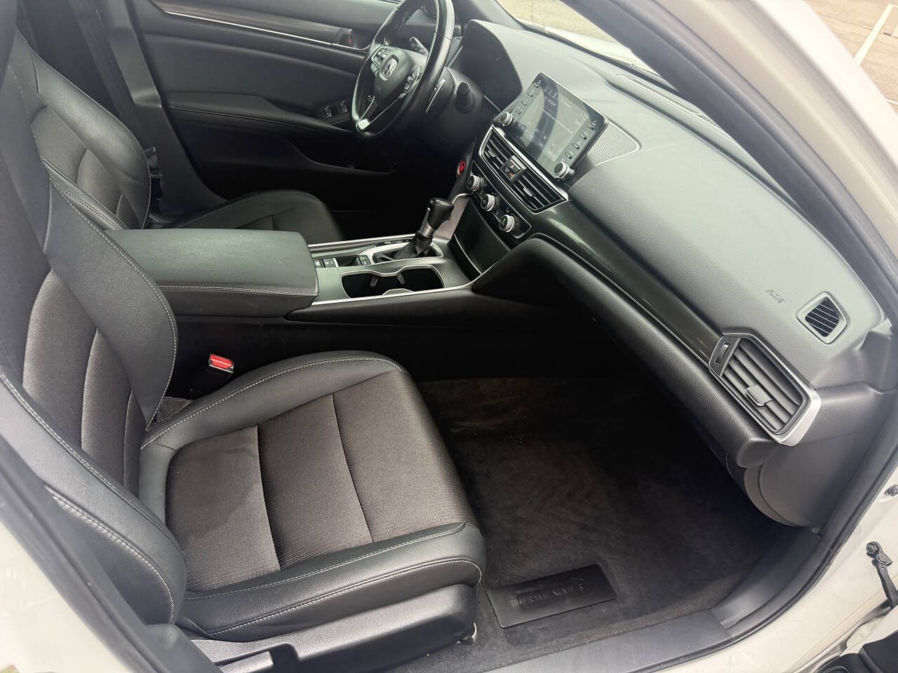 Used 2020 Honda Accord Sport image 14