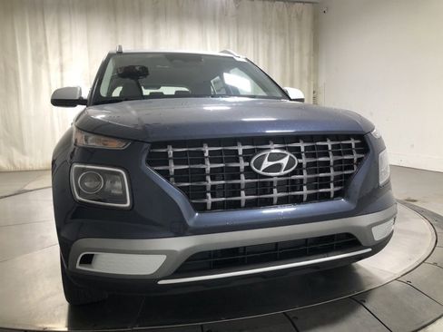 New 2026 Hyundai Venue SEL image 2